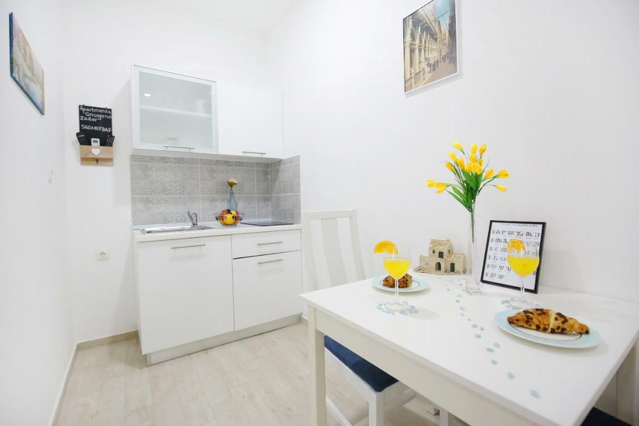 Apartments Grisogono Zadar Rum bild